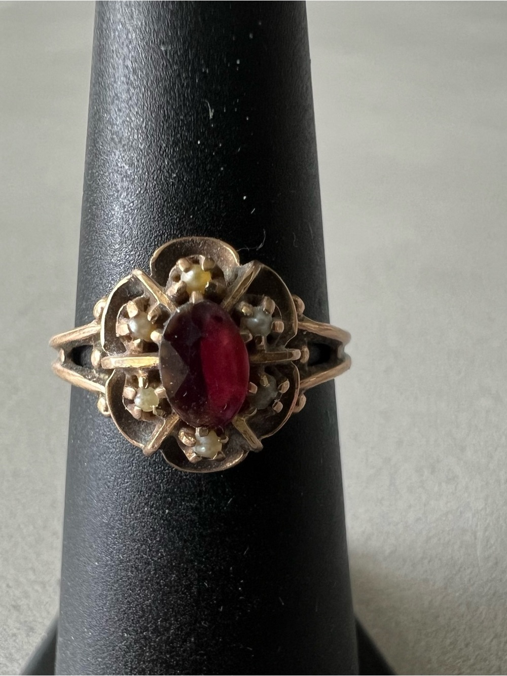 Vintage Garnet & Seed Pearl Rose Gold Ring Size 5.5 Floral Design Classic Dainty
